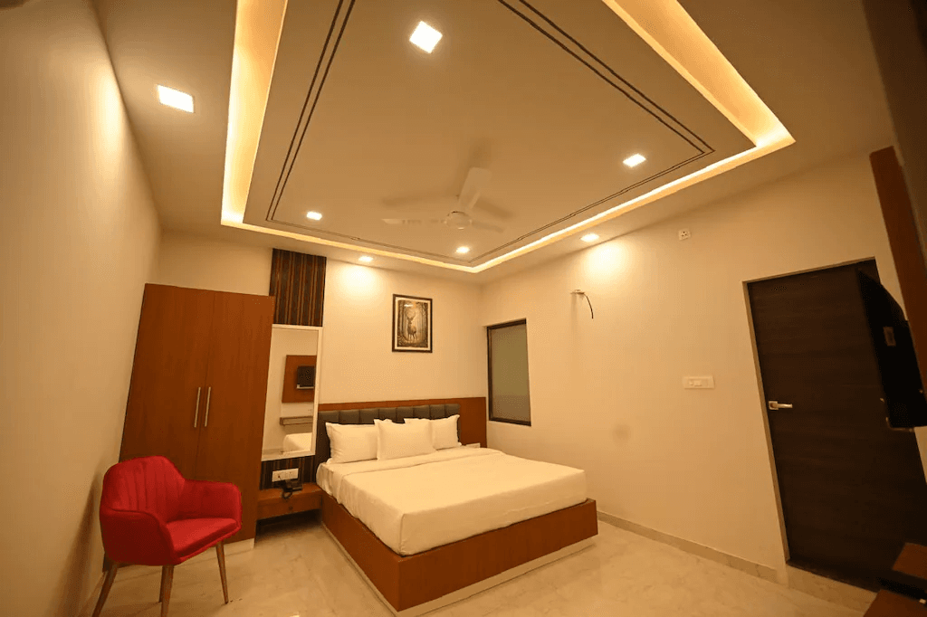 Deluxe Room - Image 1